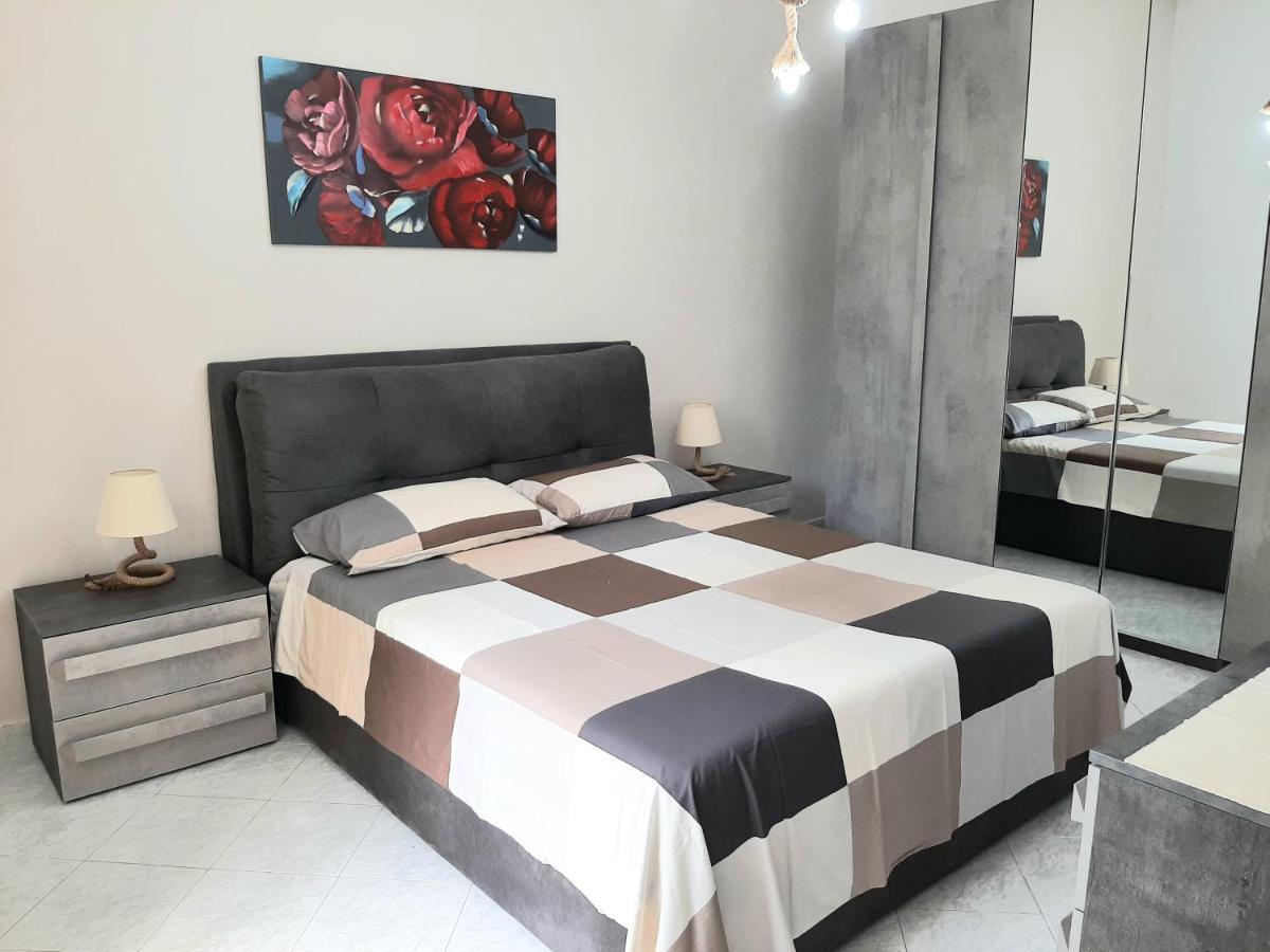 La Casa Di Nino Villa Portici Buitenkant foto